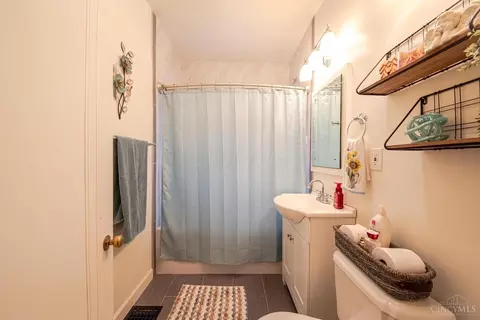 3203 Hildreth Ave, Cincinnati, OH 45211 photo 24