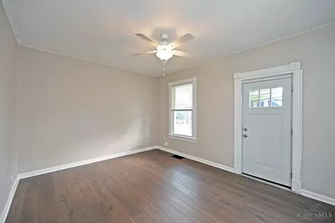 3187 Mchenry Ave, Cincinnati, OH 45211 photo 3