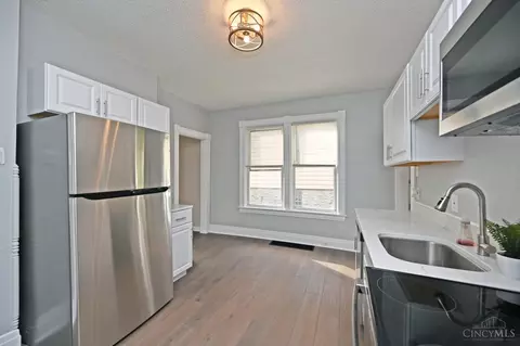 3187 Mchenry Ave, Cincinnati, OH 45211 photo 16