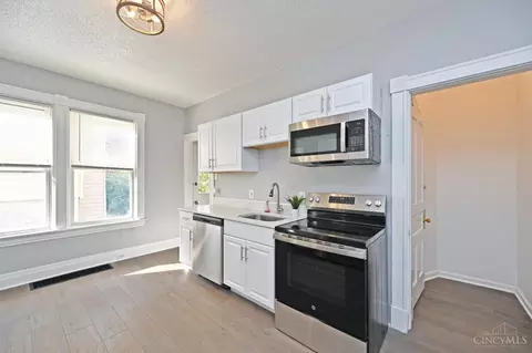 3187 Mchenry Ave, Cincinnati, OH 45211 photo 15