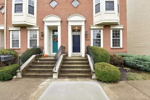 512 Ezzard Charles Dr, Cincinnati, OH 45214 photo 2