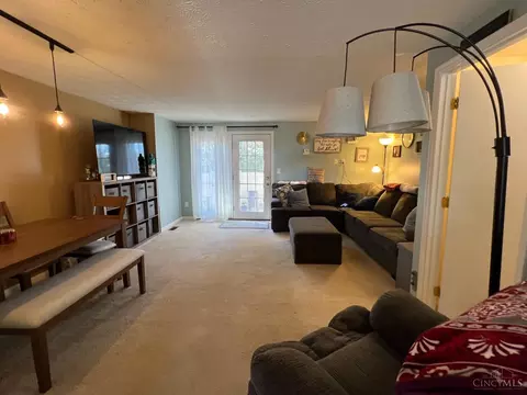 367 Bexley Ct, Mason, OH 45040 photo 7