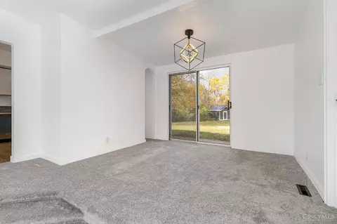 588 Terrace View Dr, Cincinnati, OH 45255 photo 13