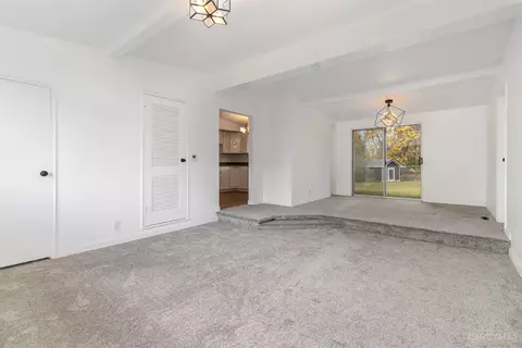 588 Terrace View Dr, Cincinnati, OH 45255 photo 3