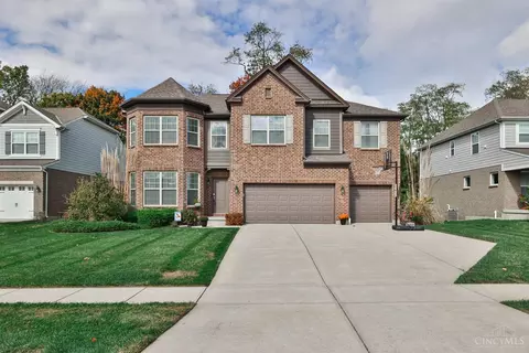 1244 Autumn Run Dr, Hamilton Township, OH 45039
