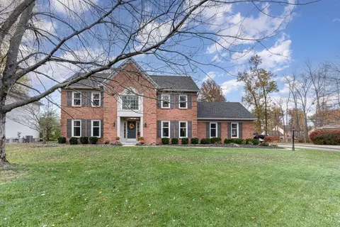 1706 Old Farm Dr, Loveland, OH 45140