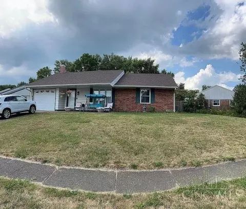 210 Bradley Dr, Germantown, OH 45327