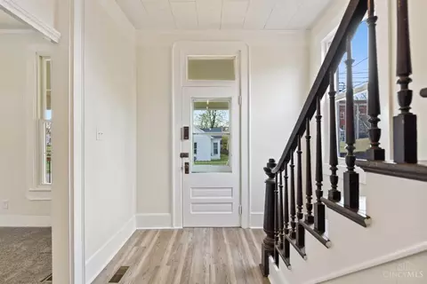 Entry Way - 307 Apple St, Georgetown, OH 45121 photo 2 of 6