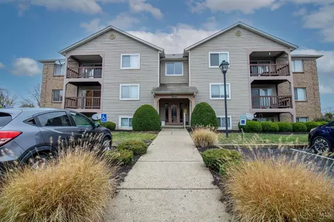 11570 Regency Square Ct #5, Cincinnati, OH 45231