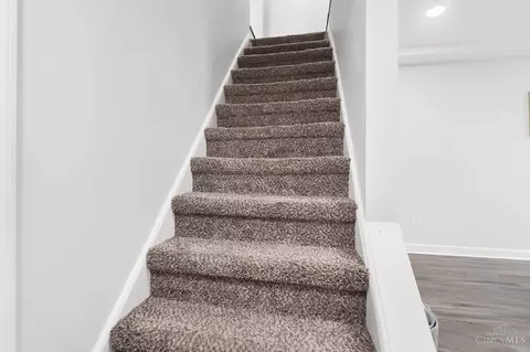 Entry Way - 1656 Jonathan Ave, Cincinnati, OH 45207 photo 6 of 6