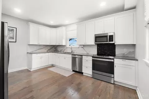 Kitchen - 1656 Jonathan Ave, Cincinnati, OH 45207 photo 1 of 3