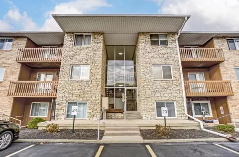 5350 Camelot Dr #18, Fairfield, OH 45014