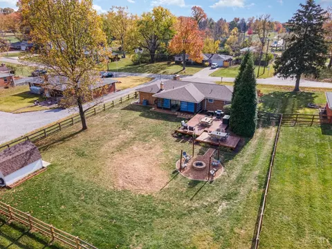 View/Area - 668 Wilfert Dr, Cincinnati, OH 45245 photo 3 of 5