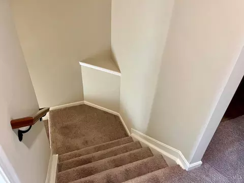 Entry Way - 988 Misty Stream Dr, Cincinnati, OH 45231 photo 2 of 3