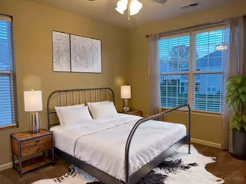 Bedroom - 988 Misty Stream Dr, Cincinnati, OH 45231 photo 2 of 2