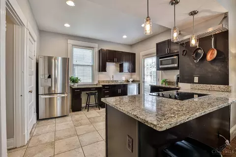4222 Eileen Dr, Cincinnati, OH 45209 photo 12