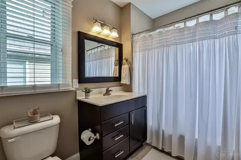4222 Eileen Dr, Cincinnati, OH 45209 photo 26