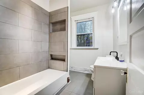3964 Lowry Ave, Cincinnati, OH 45229 photo 24