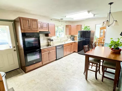 2629 Cranbrook Dr, Cincinnati, OH 45231 photo 9