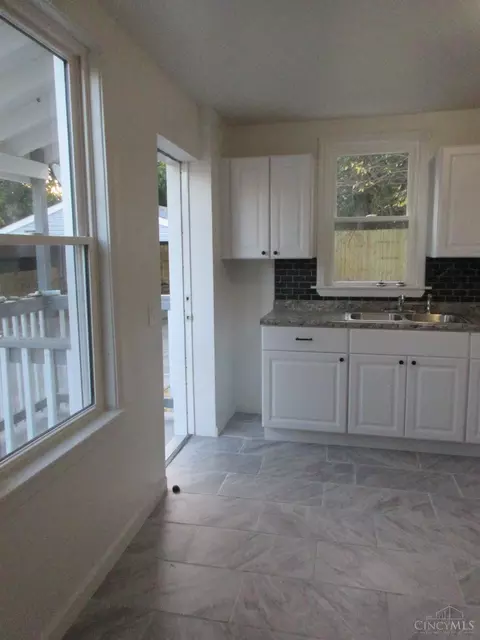 Other - 1519 Beech Ave, Cincinnati, OH 45205 photo 19 of 21