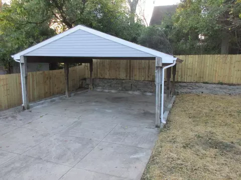 Exterior - 1519 Beech Ave, Cincinnati, OH 45205 photo 14 of 22