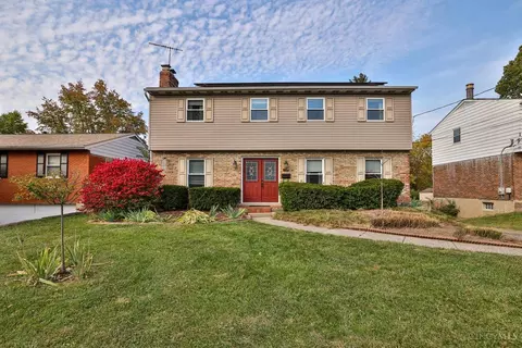 7939 Hoy Ct, Mount Healthy, OH 45231