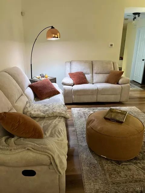 7806 Gapstow Brg, Cincinnati, OH 45231 photo 5