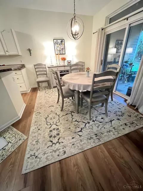 7806 Gapstow Brg, Cincinnati, OH 45231 photo 6