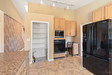 5229 Race Rd, Cincinnati, OH 45247 photo 17