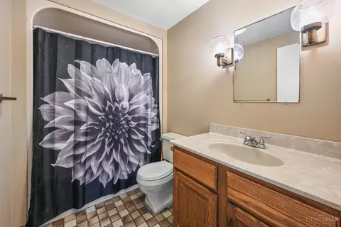 5229 Race Rd, Cincinnati, OH 45247 photo 31