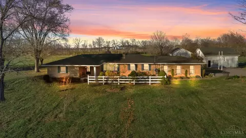 4686 Yankee Rd, Middletown, OH 45044