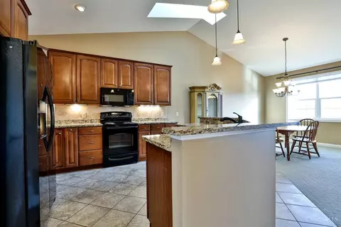 Kitchen - 520 Miami Trce, Harrison, OH 45030 photo 1 of 5