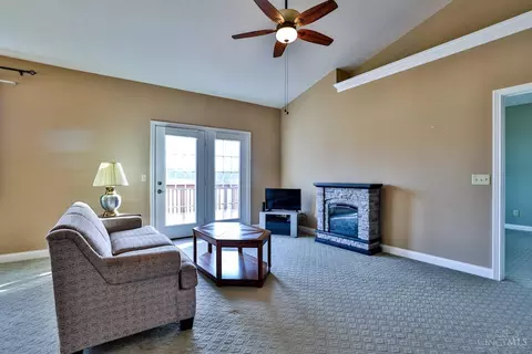Living - 520 Miami Trce, Harrison, OH 45030 photo 2 of 6