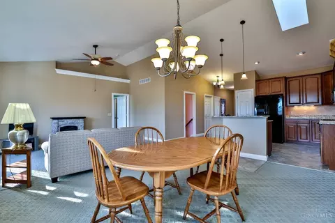 Dining - 520 Miami Trce, Harrison, OH 45030 photo 2 of 3