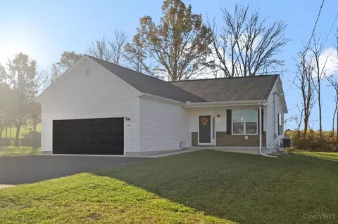 208 Sitting Bull Dr, Sardinia, OH 45171