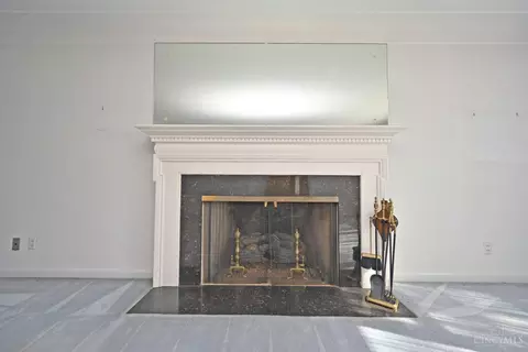 Living - 6552 Apache Cir, Madeira, OH 45243 photo 5 of 7