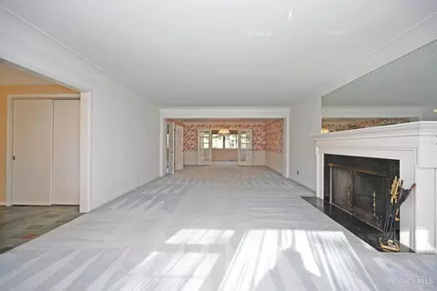 Living - 6552 Apache Cir, Madeira, OH 45243 photo 1 of 7