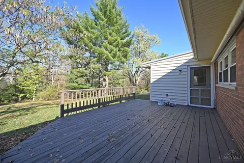 Exterior - 6552 Apache Cir, Madeira, OH 45243 photo 7 of 20