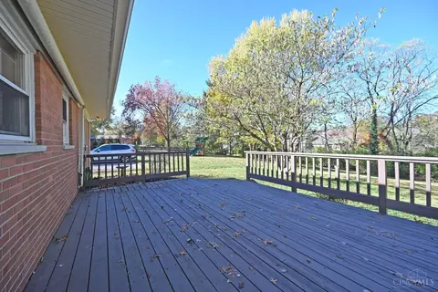 Exterior - 6552 Apache Cir, Madeira, OH 45243 photo 5 of 20
