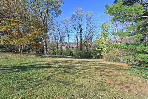 Exterior - 6552 Apache Cir, Madeira, OH 45243 photo 13 of 20