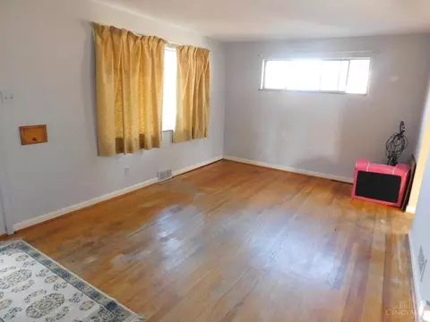 1690 Ashbrook Dr, Cincinnati, OH 45238 photo 3