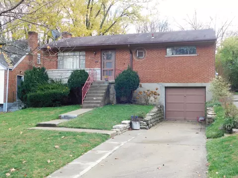 1690 Ashbrook Dr, Cincinnati, OH 45238 photo 12