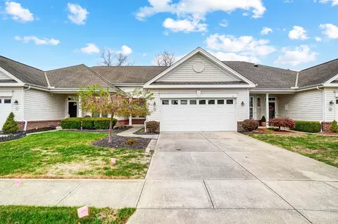 1328 Grovesedge Dr, Hamilton Township, OH 45039