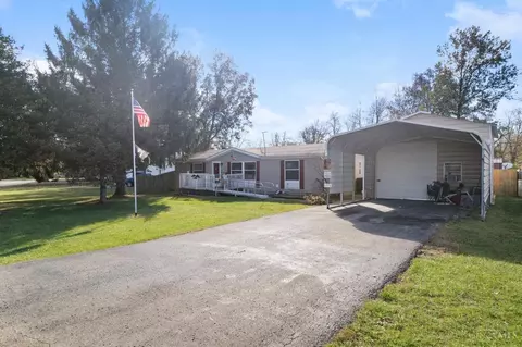 13 Virginia Dr, Georgetown, OH 45121