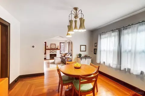 Dining - 4105 Edith Ave, Cincinnati, OH 45227 photo 2 of 3
