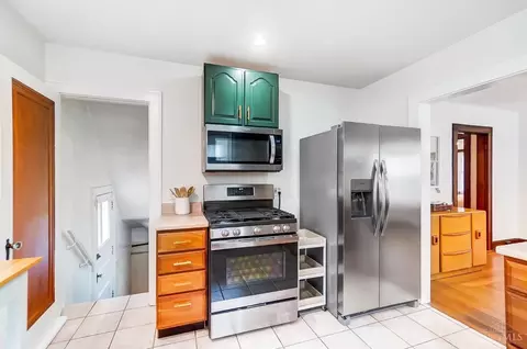 Kitchen - 4105 Edith Ave, Cincinnati, OH 45227 photo 5 of 5