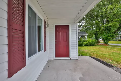 Exterior - 406 Main St, Mount Orab, OH 45154 photo 2 of 10