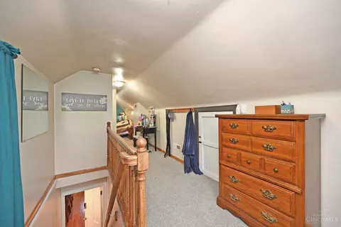 Entry Way - 798 Galbraith Rd, Cincinnati, OH 45231 photo 1 of 1