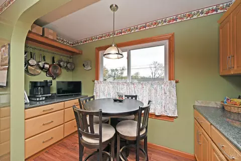 Kitchen - 798 Galbraith Rd, Cincinnati, OH 45231 photo 3 of 3