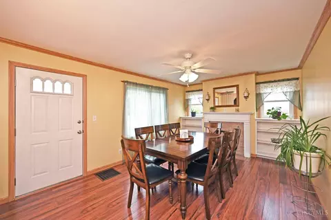 Dining - 798 Galbraith Rd, Cincinnati, OH 45231 photo 1 of 1